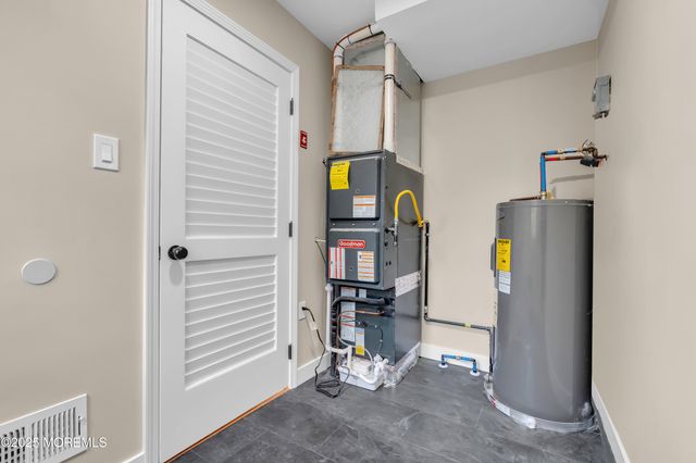 320 Cedar Drive, Lanoka Harbor, NJ 08734