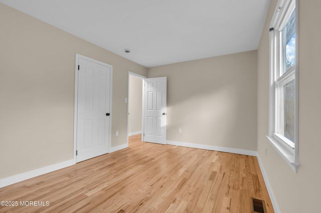 320 Cedar Drive, Lanoka Harbor, NJ 08734