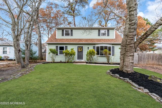 320 Cedar Drive, Lanoka Harbor, NJ 08734