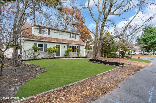 320 Cedar Drive, Lanoka Harbor, NJ 08734