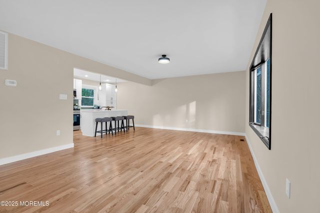 320 Cedar Drive, Lanoka Harbor, NJ 08734