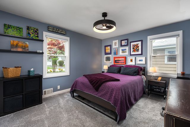 826 N Main Street, Naperville, IL 60563