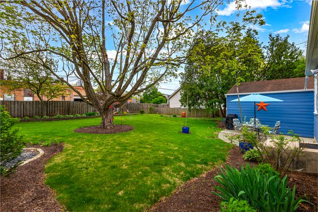 826 N Main Street, Naperville, IL 60563
