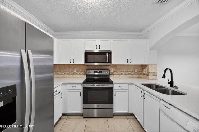 730 GINGER MILL Drive, St. Johns, FL 32259