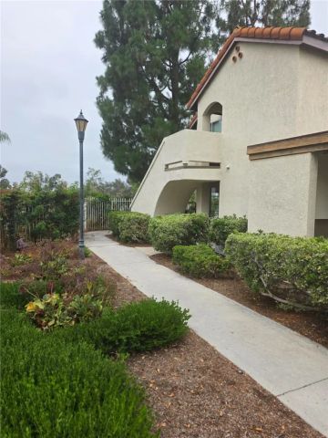 23395 La Crescenta A, Mission Viejo, CA 92691