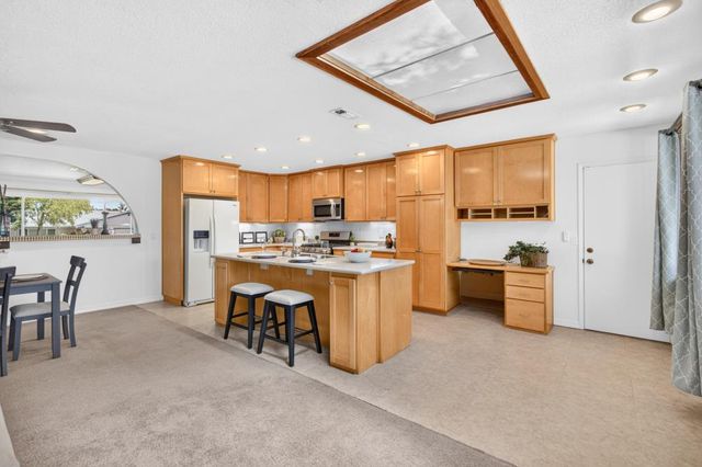 8358 Foxfire Dr, Orangevale, CA 95662