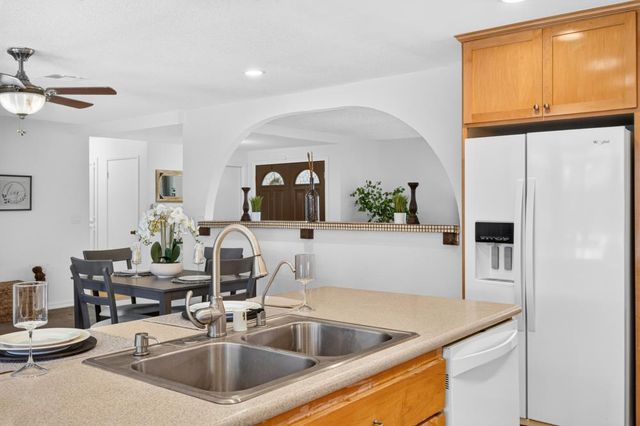 8358 Foxfire Dr, Orangevale, CA 95662