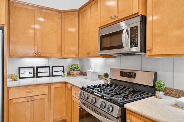 8358 Foxfire Dr, Orangevale, CA 95662