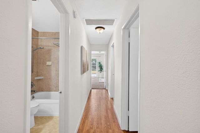 8358 Foxfire Dr, Orangevale, CA 95662