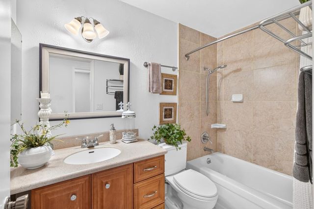 8358 Foxfire Dr, Orangevale, CA 95662