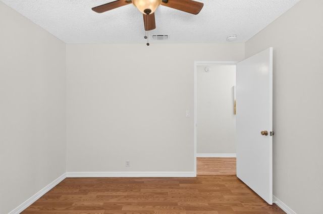 8358 Foxfire Dr, Orangevale, CA 95662