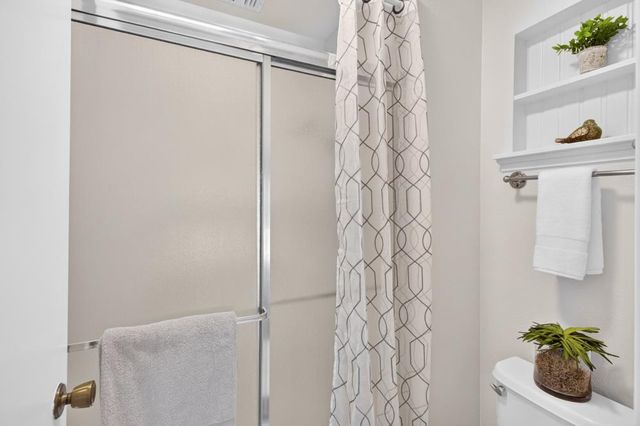 8358 Foxfire Dr, Orangevale, CA 95662