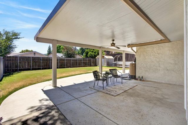 8358 Foxfire Dr, Orangevale, CA 95662