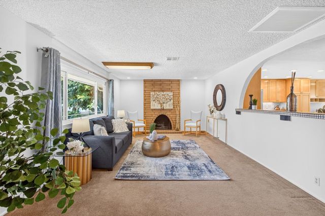 8358 Foxfire Dr, Orangevale, CA 95662