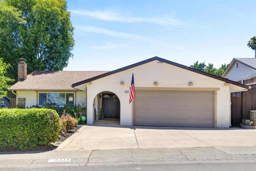 8358 Foxfire Dr, Orangevale, CA 95662