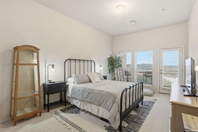 20 Tapatio Dr E Unit 302, Boerne, TX 78006