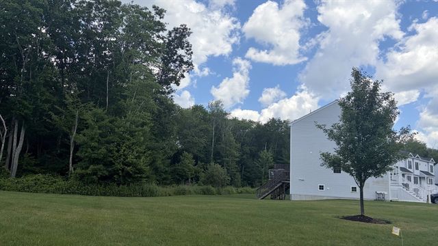 1 Paradise Lane I1, Whitman, MA 02382