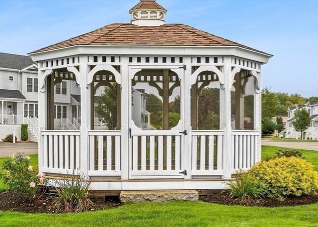 1 Paradise Lane I1, Whitman, MA 02382