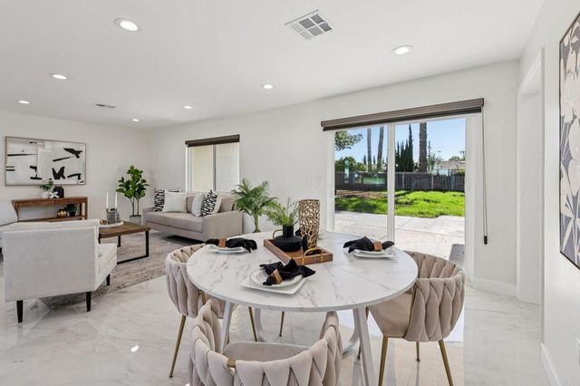 1573 E Madison Avenue, El Cajon, CA 92019