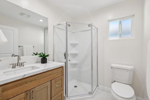 1573 E Madison Avenue, El Cajon, CA 92019