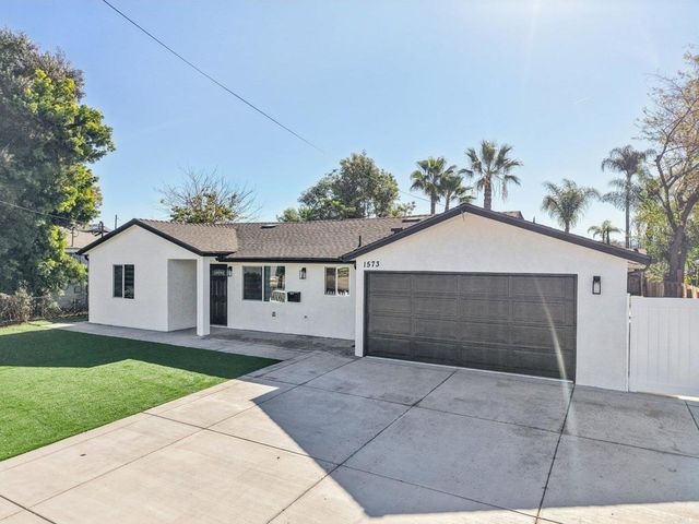 1573 E Madison Avenue, El Cajon, CA 92019