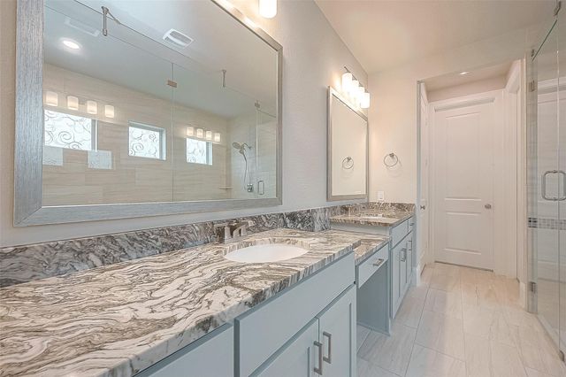 58 Canopy Green, The Woodlands, TX 77375