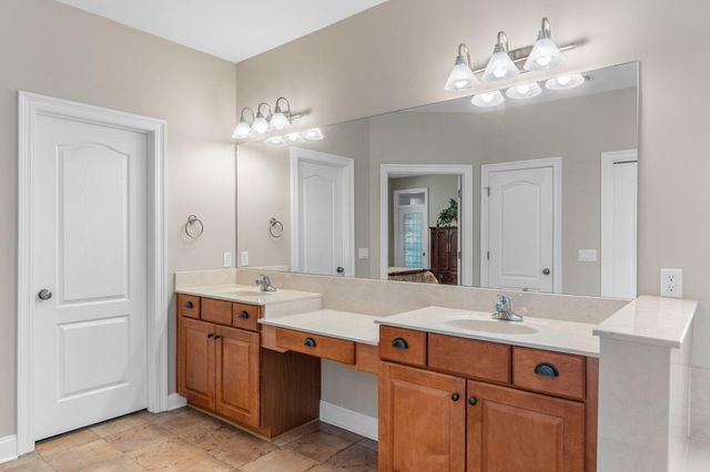 4227 Lost Horse Circle, Niceville, FL 32578