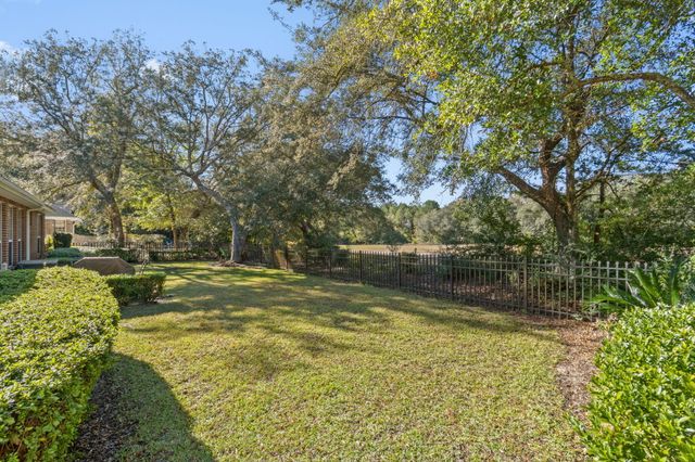 4227 Lost Horse Circle, Niceville, FL 32578