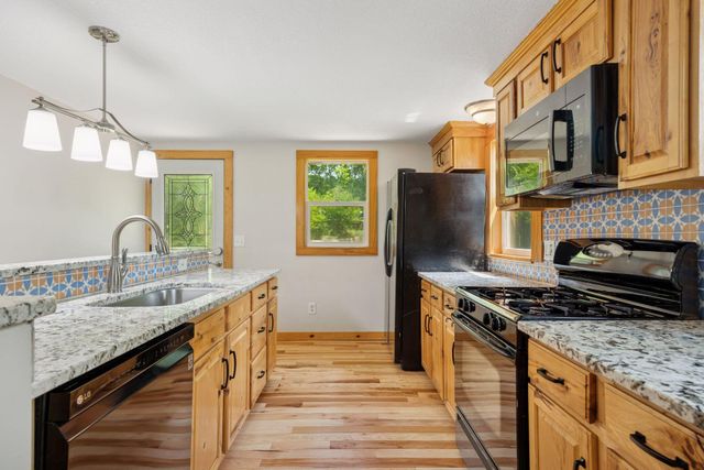 4963 Crofoot Avenue NW, Buffalo, MN 55313