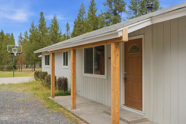 52856 Meadow Lane, La Pine, OR 97739