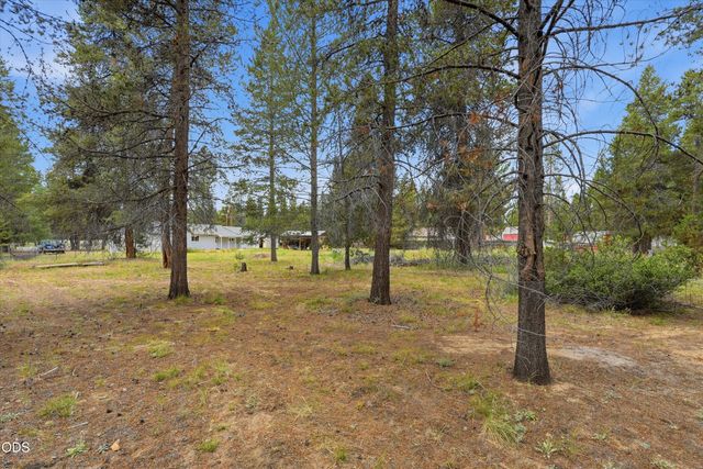 52856 Meadow Lane, La Pine, OR 97739