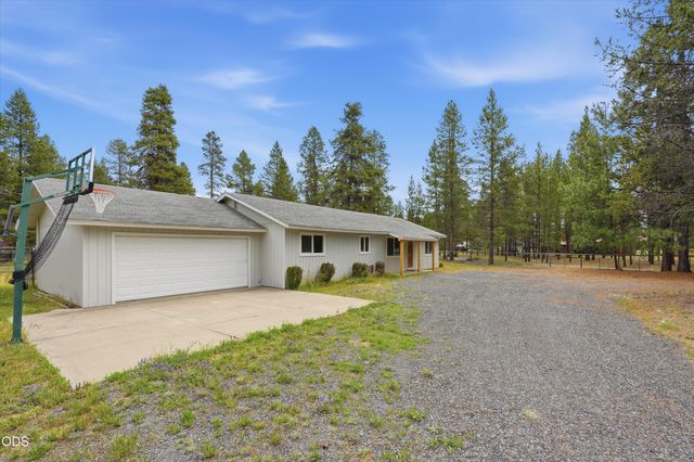 52856 Meadow Lane, La Pine, OR 97739