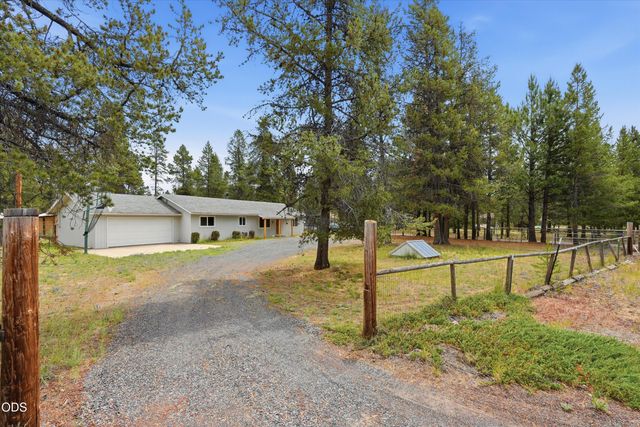 52856 Meadow Lane, La Pine, OR 97739