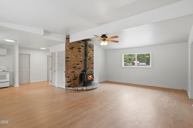 52856 Meadow Lane, La Pine, OR 97739