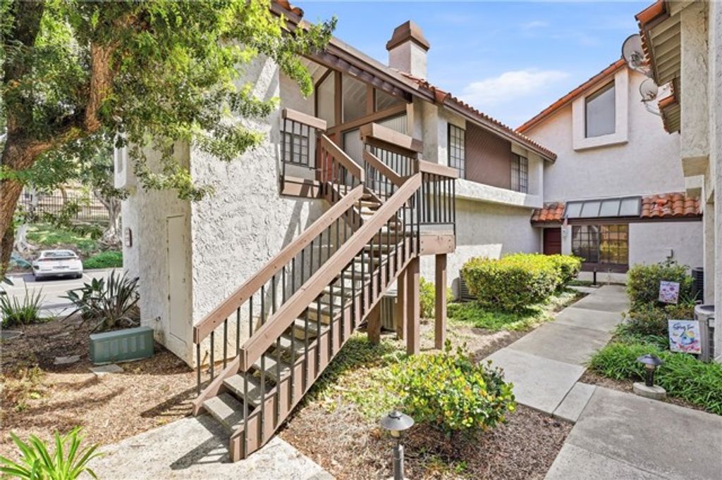 302 Maui Drive, Placentia, CA 92870