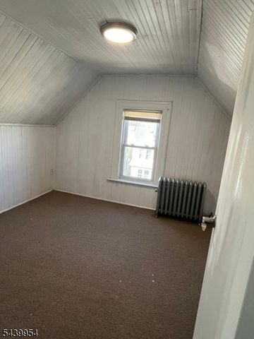 32 Oak Ave, Irvington Twp., NJ 07111