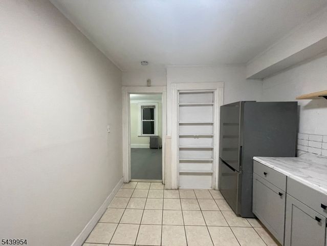 32 Oak Ave, Irvington Twp., NJ 07111