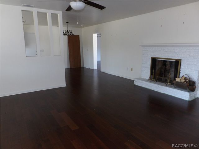 2804 Madison Street W, Inverness, FL 34453