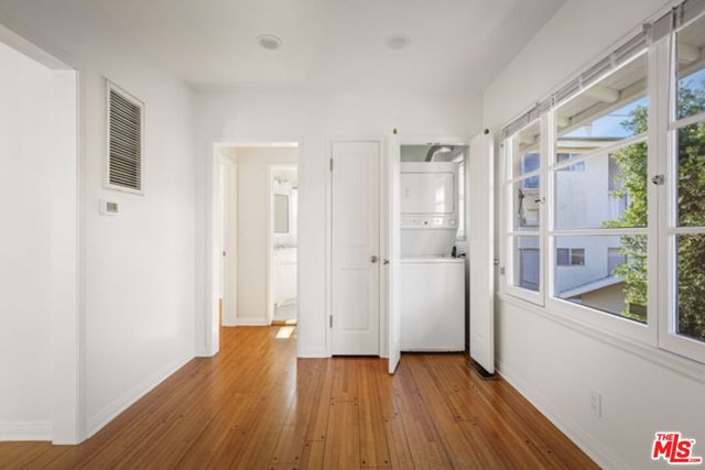 1009 S Bedford Street, Los Angeles, CA 90035