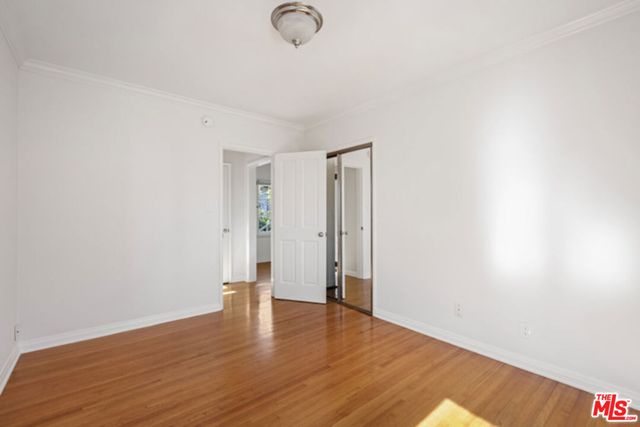 1009 S Bedford Street, Los Angeles, CA 90035