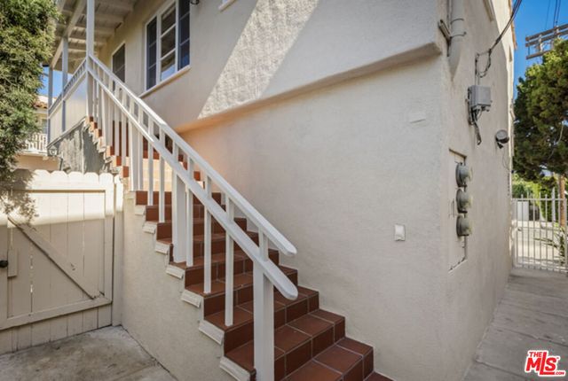 1009 S Bedford Street, Los Angeles, CA 90035