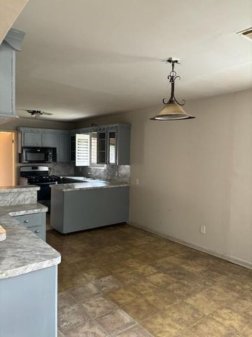 9011 Allwood Street, Houston, TX 77016