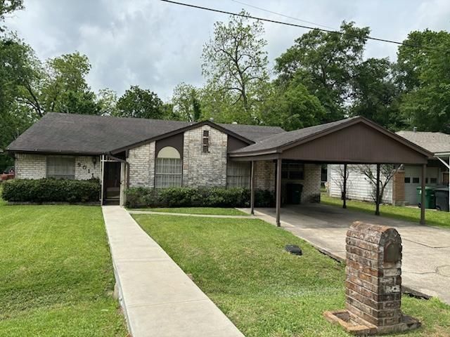 9011 Allwood Street, Houston, TX 77016