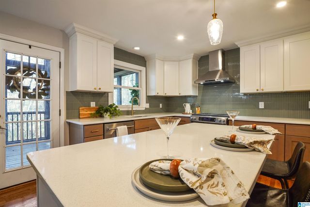 812 SWEETGUM COURT, Hoover, AL 35244