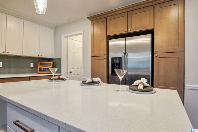 812 SWEETGUM COURT, Hoover, AL 35244