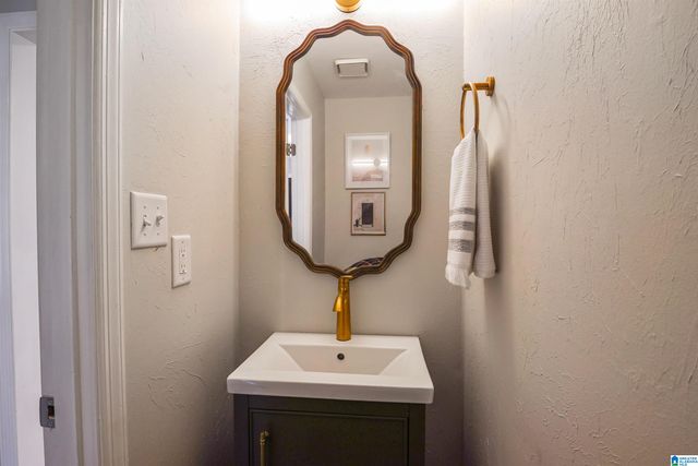 812 SWEETGUM COURT, Hoover, AL 35244