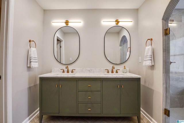 812 SWEETGUM COURT, Hoover, AL 35244