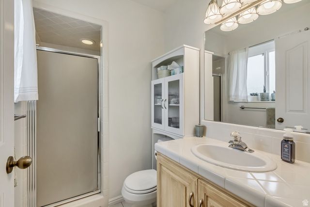 570 S 150 W, Centerville, UT 84014
