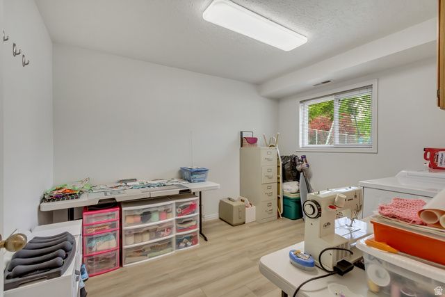 570 S 150 W, Centerville, UT 84014