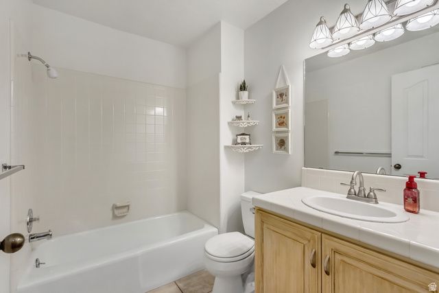 570 S 150 W, Centerville, UT 84014
